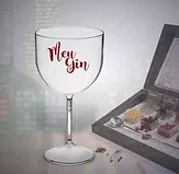 Ache e baixe recursos grátis para gin. Acrilico Mockup Express